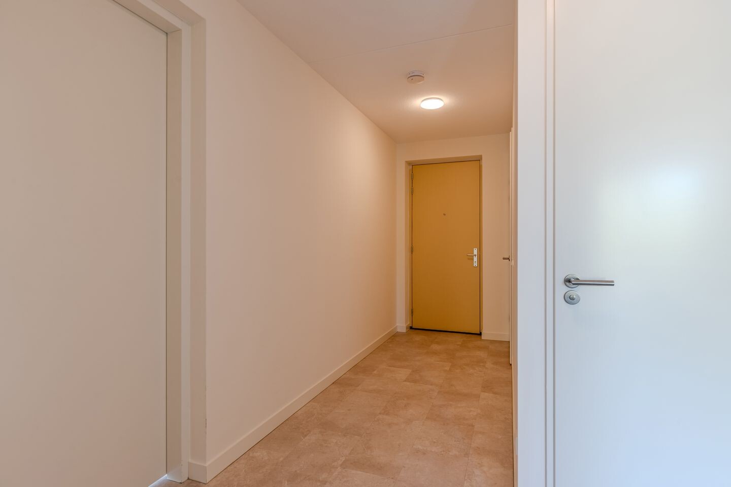 Appartement te koop: de Deel 23-13, Emmeloord