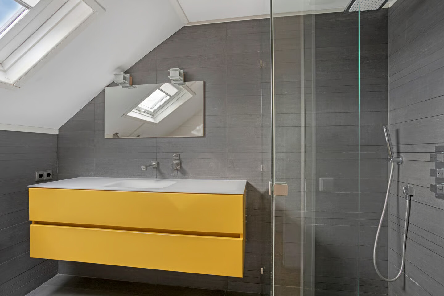 Tussenwoning te koop: Wisch 9, Emmeloord