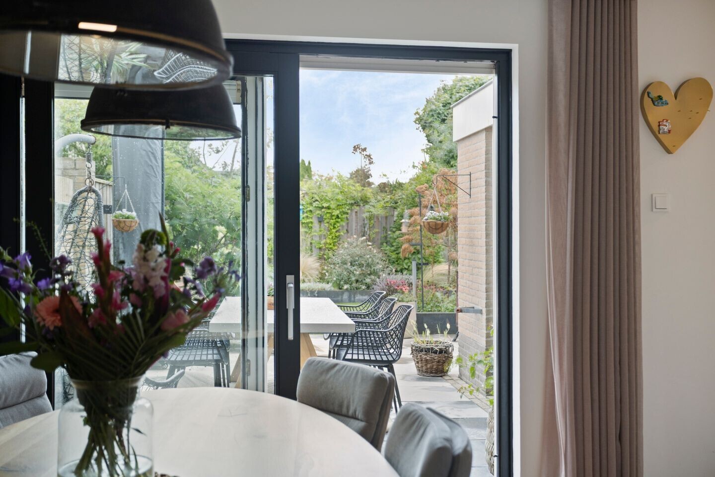 Twee-onder-één-kap te koop: Vlieland 6, Emmeloord