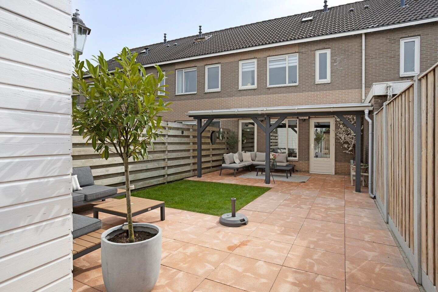 Tussenwoning te koop: Kempenland 10, Emmeloord