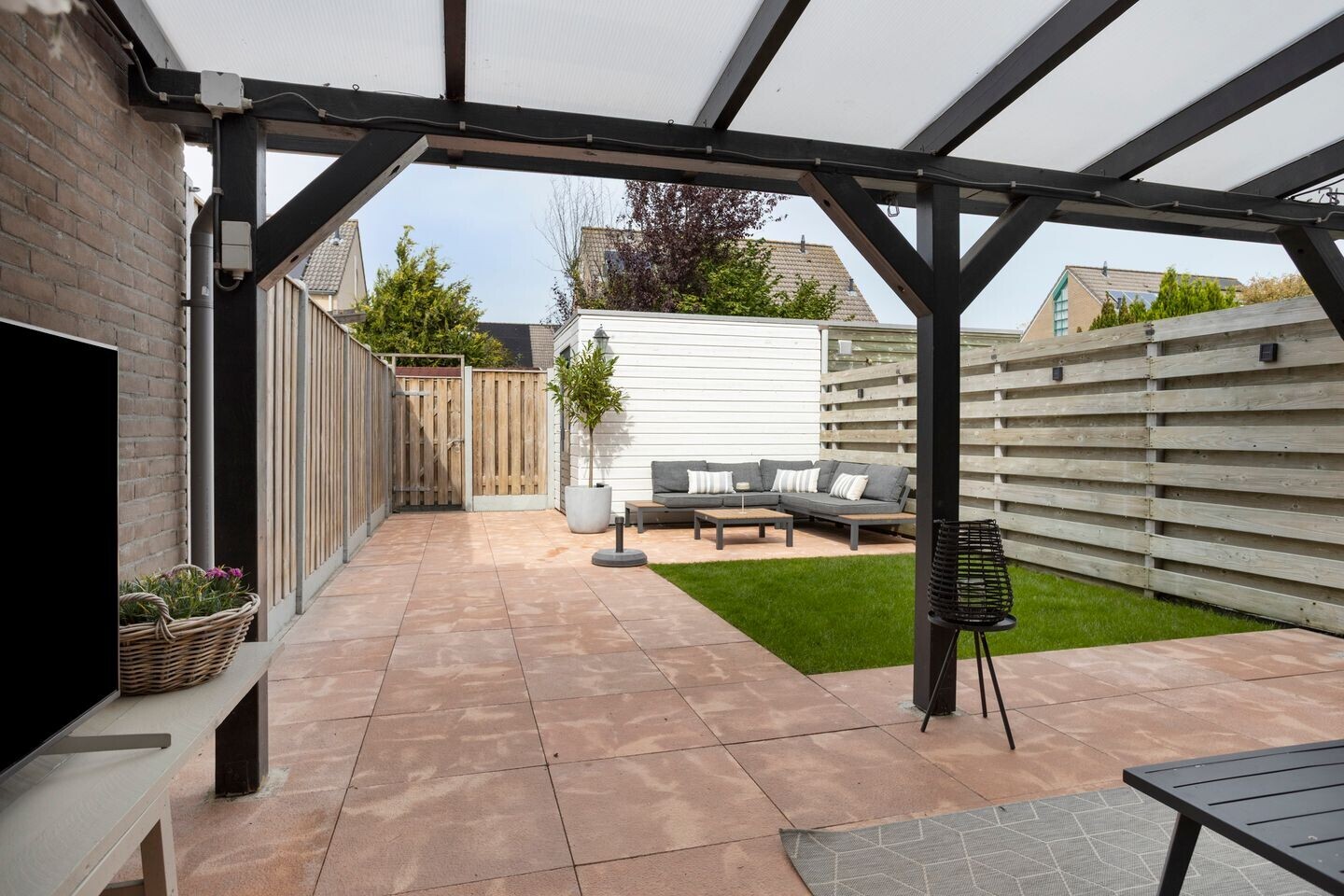 Tussenwoning te koop: Kempenland 10, Emmeloord
