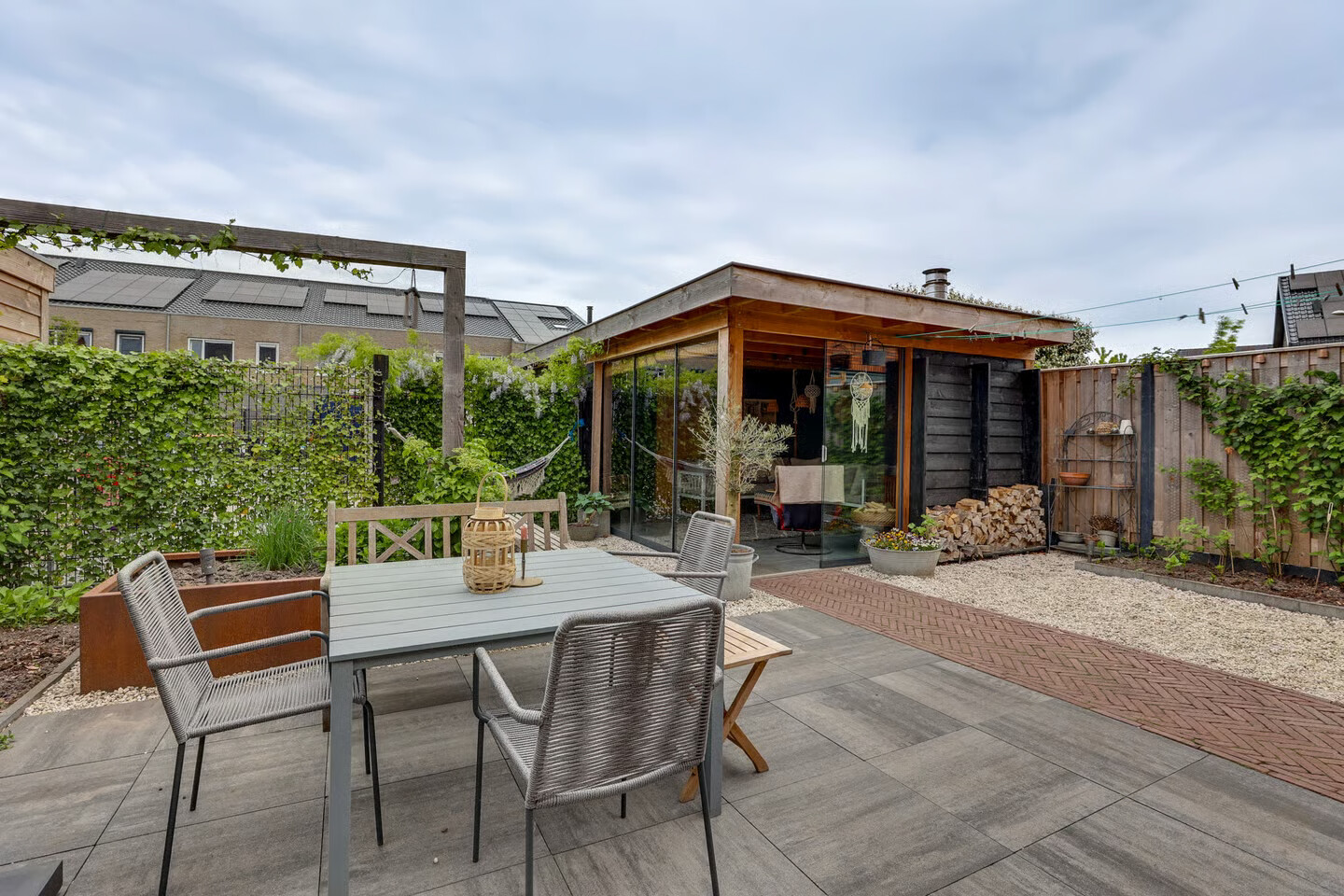 Tussenwoning te koop: Boelenshage 14, Emmeloord