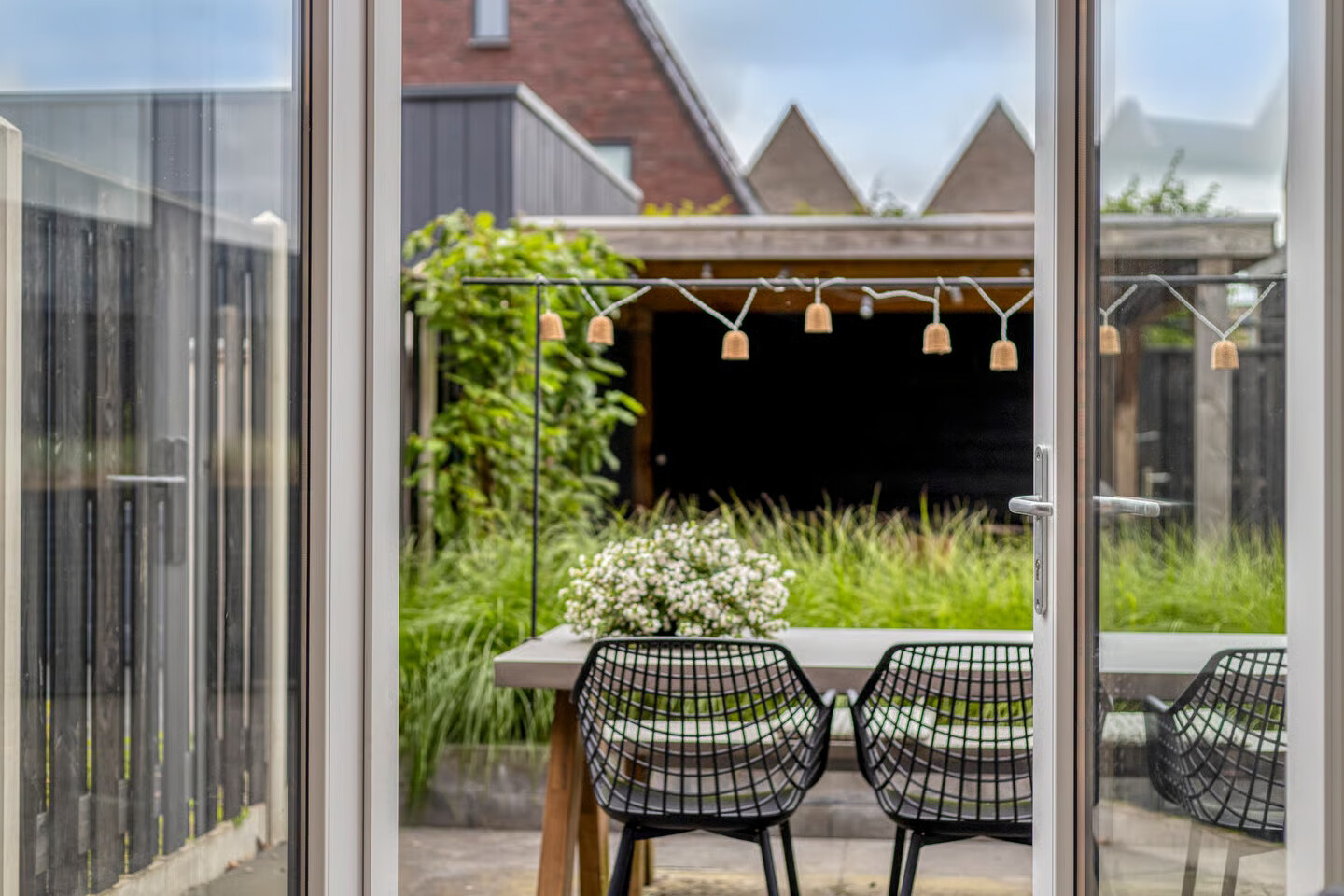 Tussenwoning te koop: Van der Molenhage 4, Emmeloord