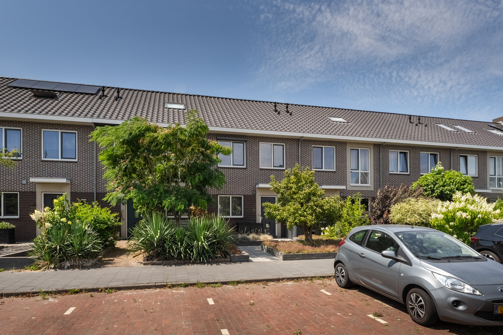 Tussenwoning te koop: Darwinhage 18, Emmeloord