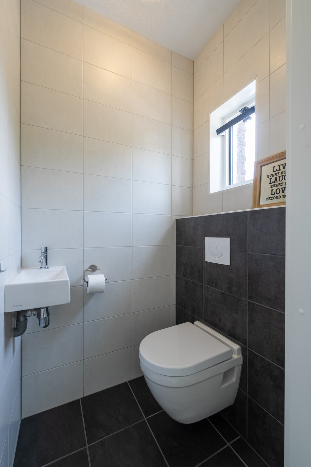 Tussenwoning te koop: Darwinhage 18, Emmeloord