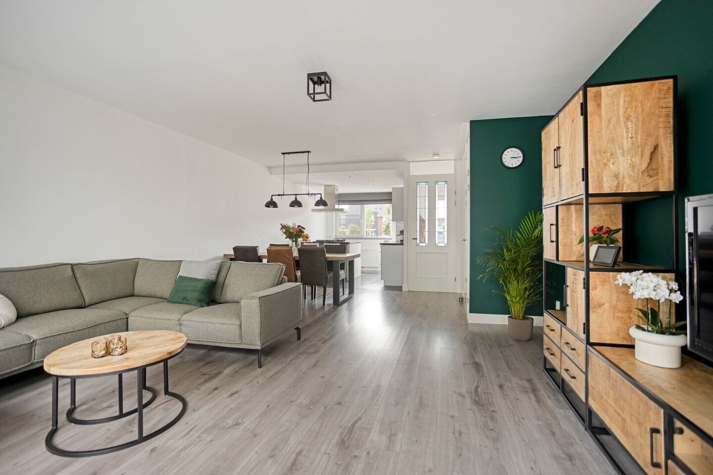 Tussenwoning te koop: Mathilde Wibautsingel 29, Emmeloord