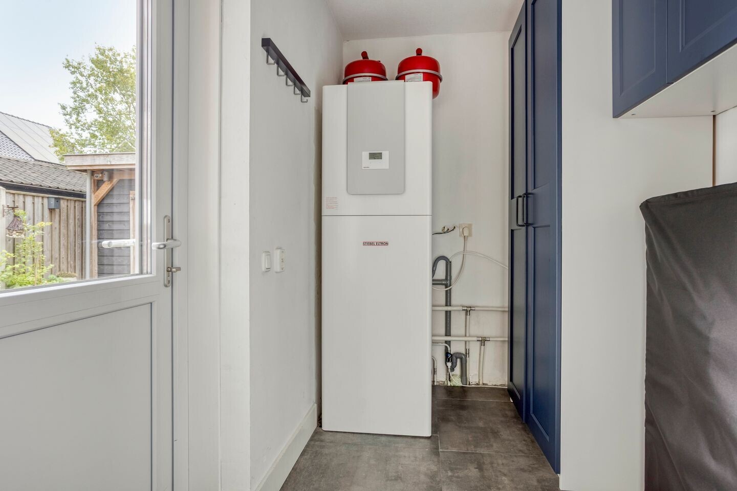 Hoekwoning te koop: Niels Bohrhage 2D, Emmeloord