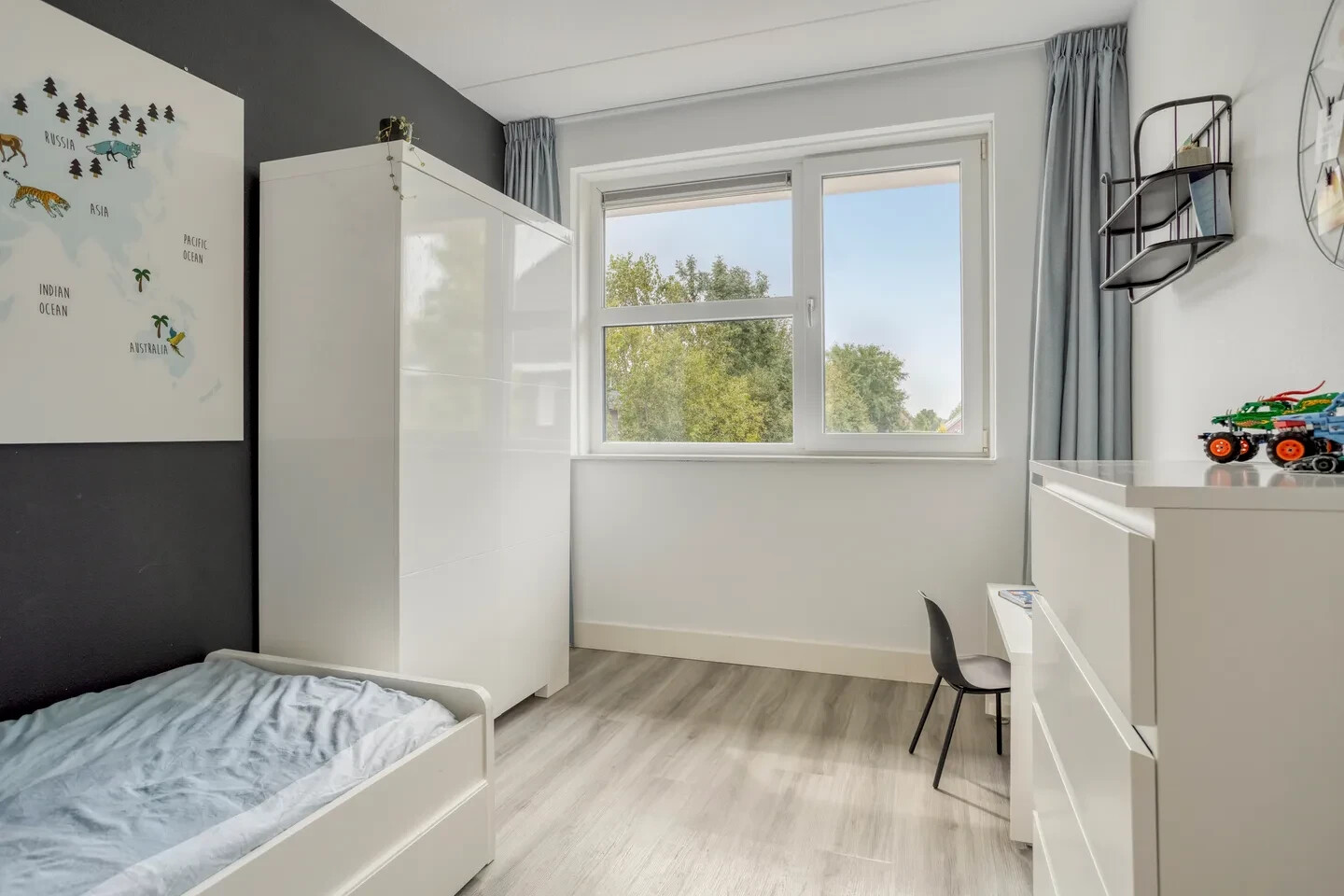 Hoekwoning te koop: Niels Bohrhage 2D, Emmeloord