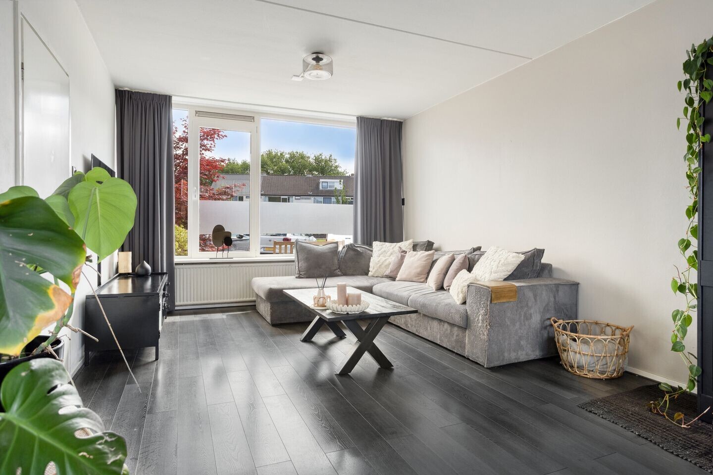 Hoekwoning te koop: Deltastraat 92, Emmeloord