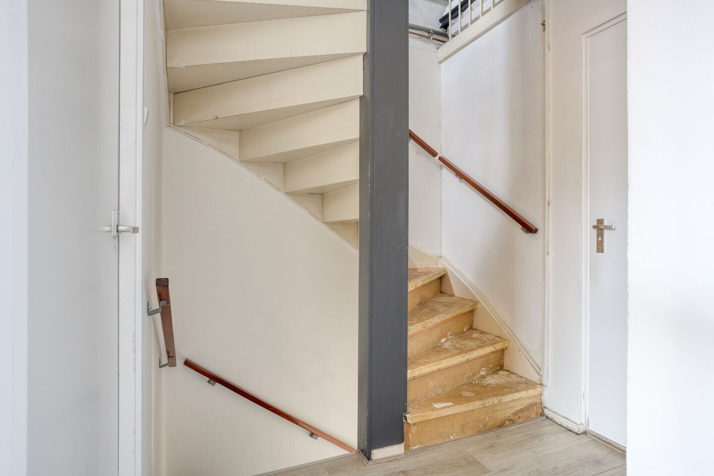 Hoekwoning te koop: Deltastraat 92, Emmeloord