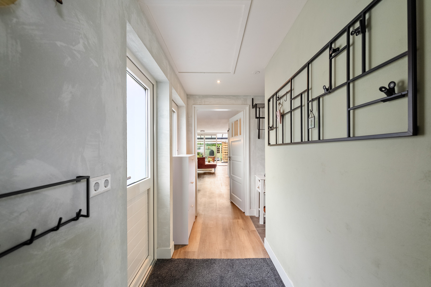 Tussenwoning te koop: Zwanenbalg 5, Emmeloord