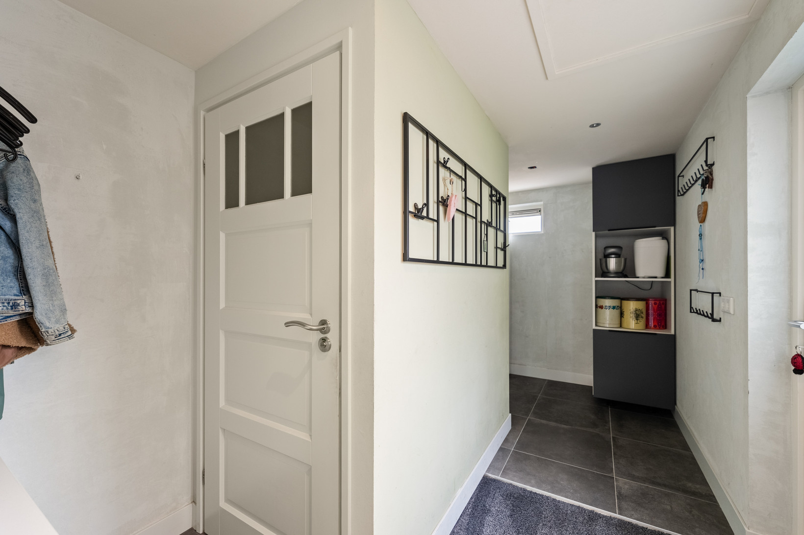 Tussenwoning te koop: Zwanenbalg 5, Emmeloord