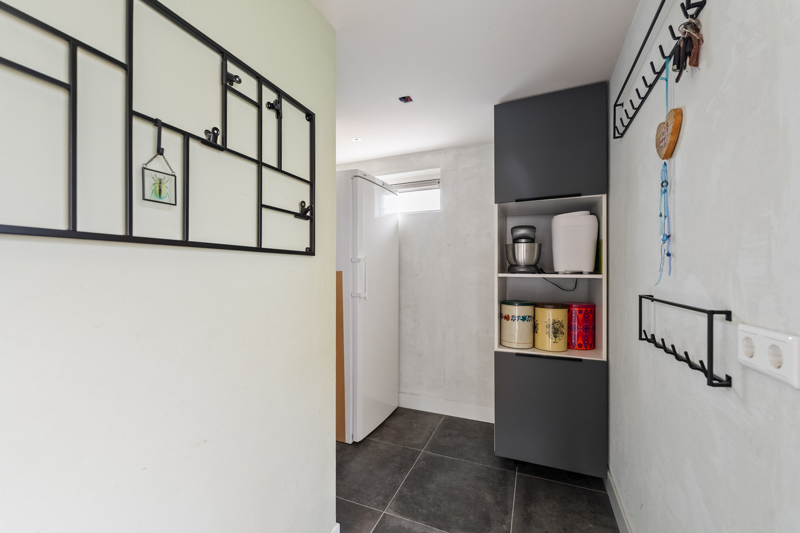 Tussenwoning te koop: Zwanenbalg 5, Emmeloord