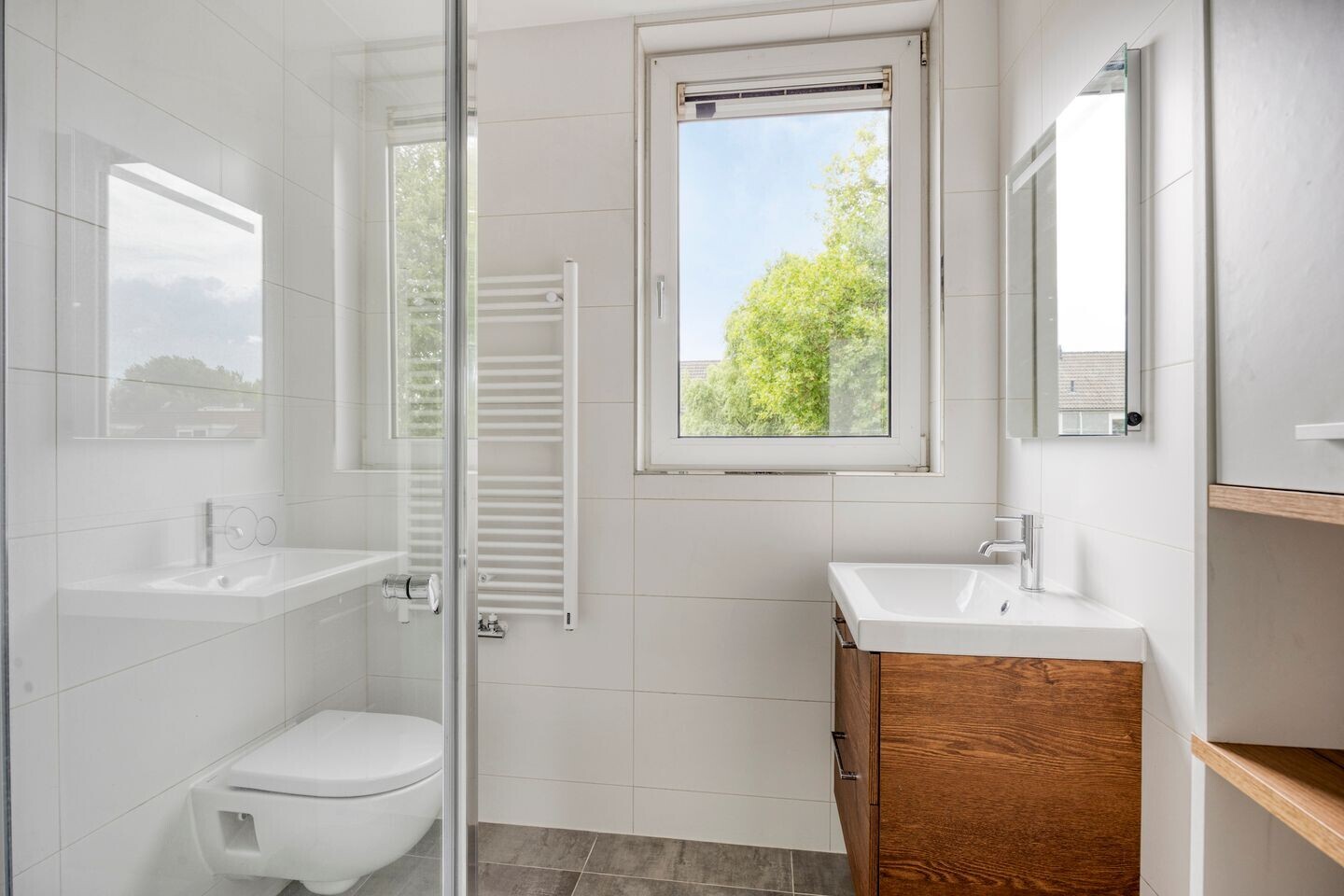 Tussenwoning te koop: de Lauwers 5, Emmeloord