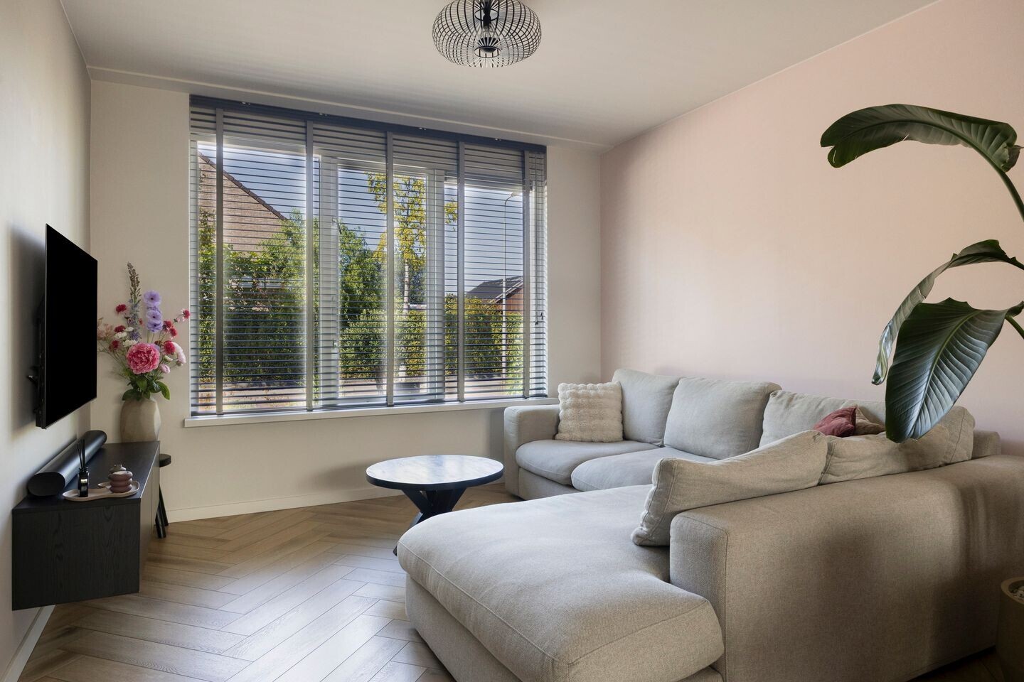 Tussenwoning te koop: Berkhoutlaan 6, Emmeloord