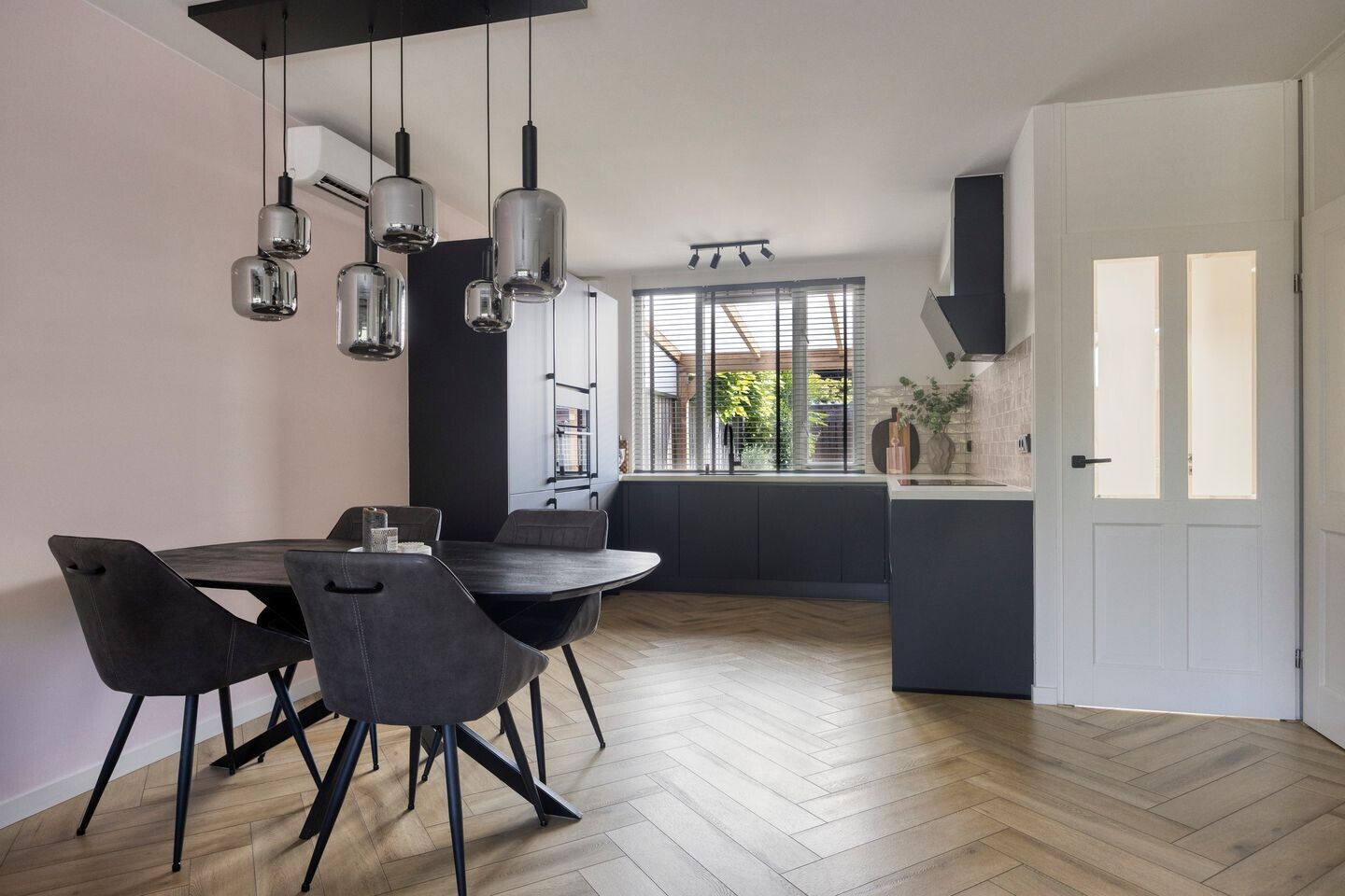 Tussenwoning te koop: Berkhoutlaan 6, Emmeloord