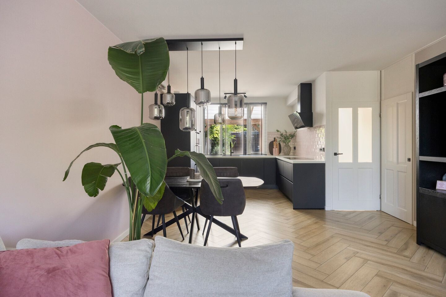 Tussenwoning te koop: Berkhoutlaan 6, Emmeloord