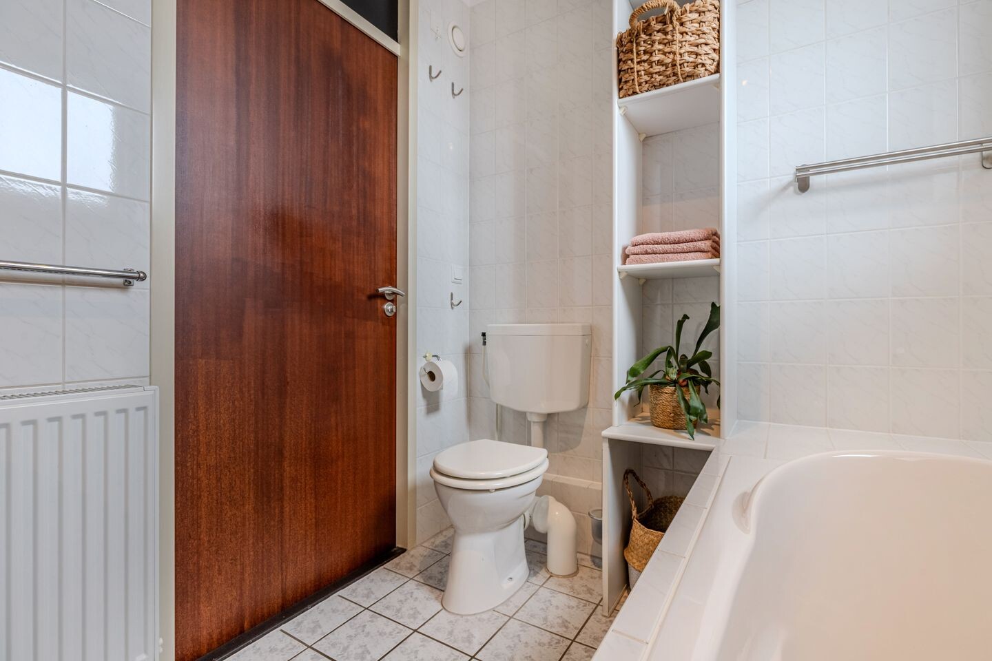Tussenwoning te koop: Bunschotenlaan 36, Emmeloord