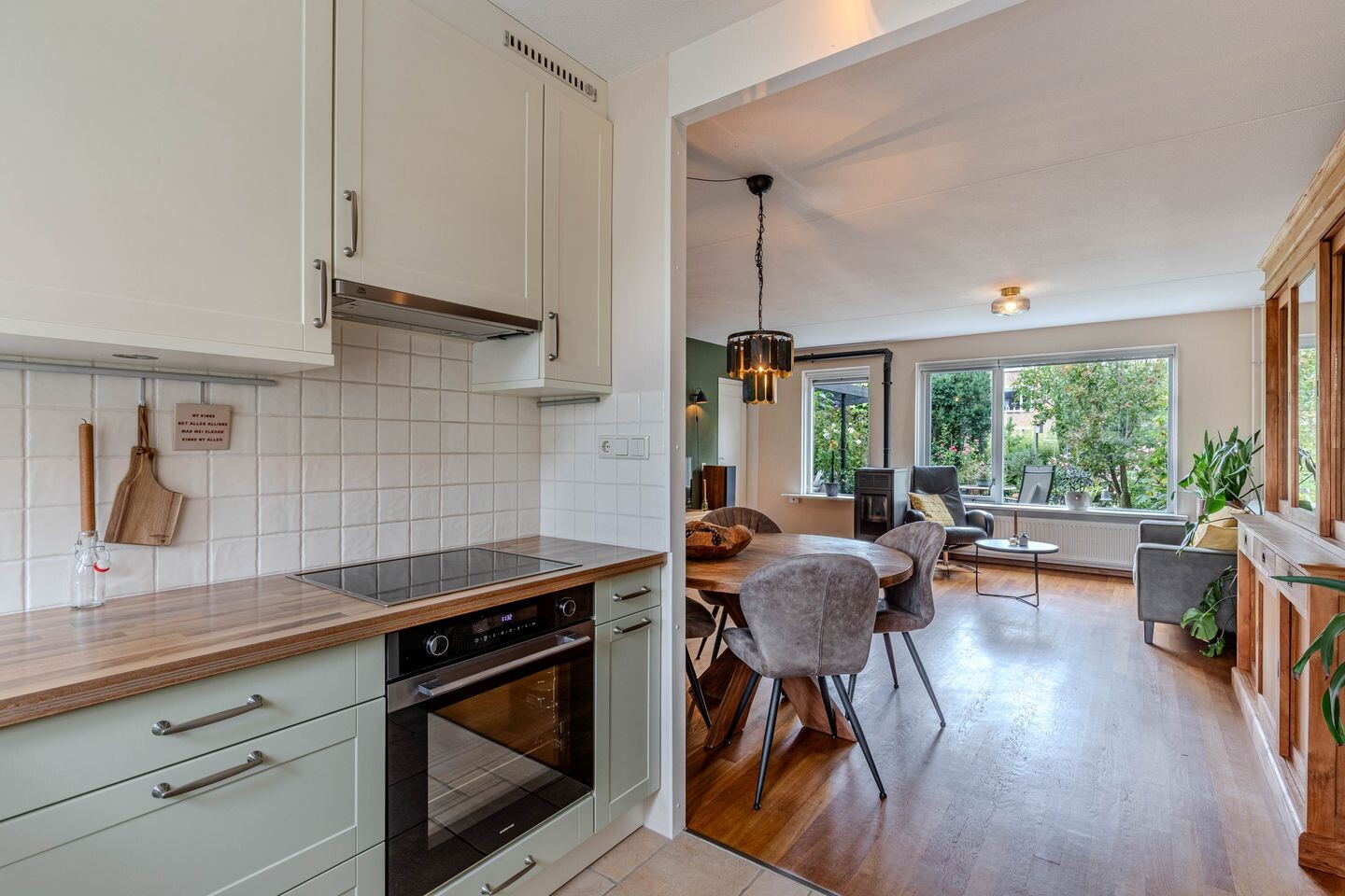 Tussenwoning te koop: Bunschotenlaan 36, Emmeloord