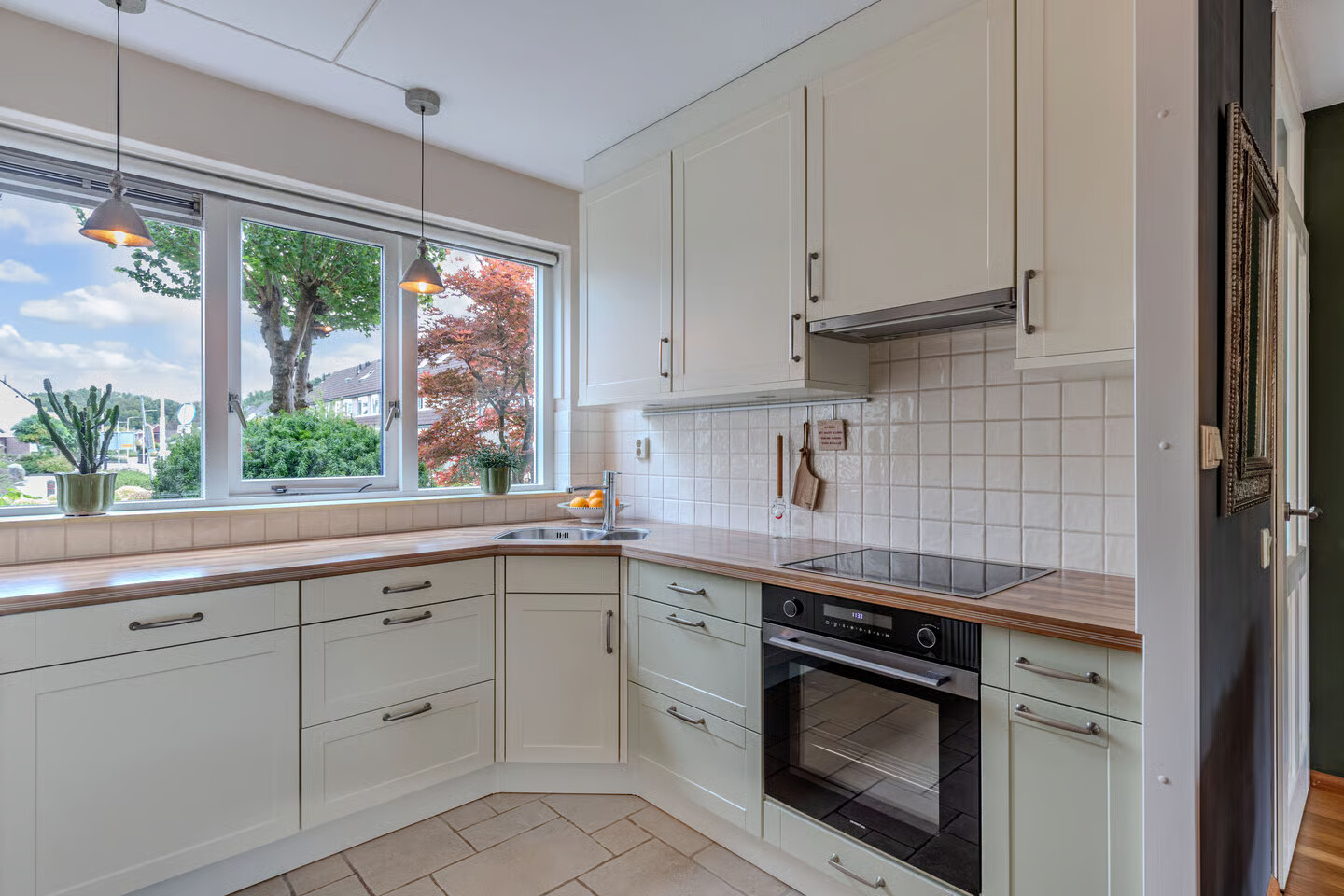 Tussenwoning te koop: Bunschotenlaan 36, Emmeloord