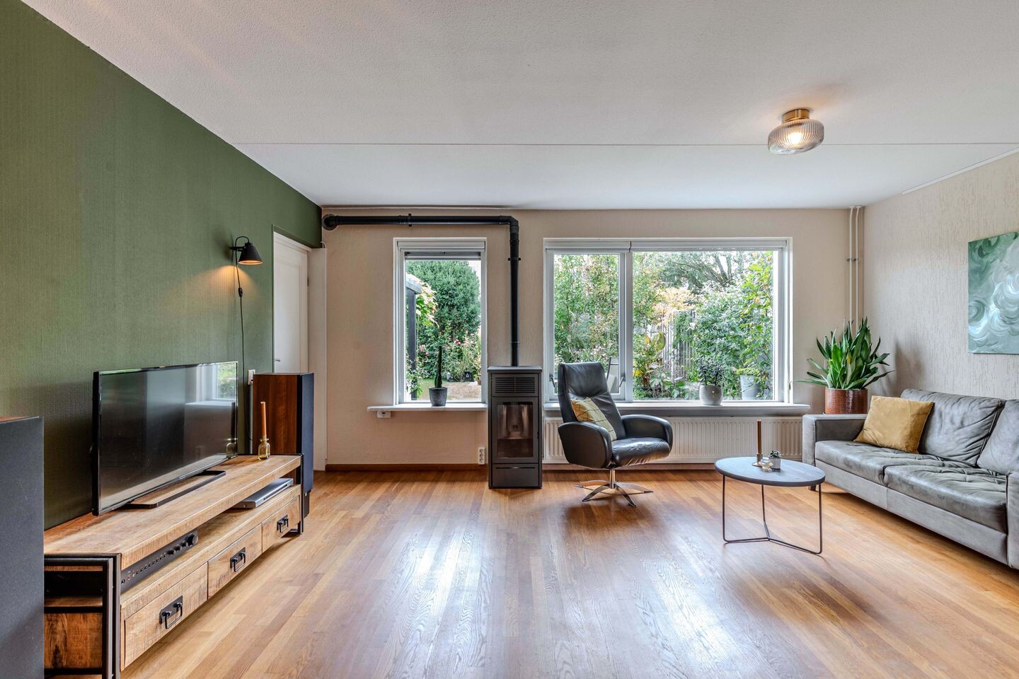 Tussenwoning te koop: Bunschotenlaan 36, Emmeloord
