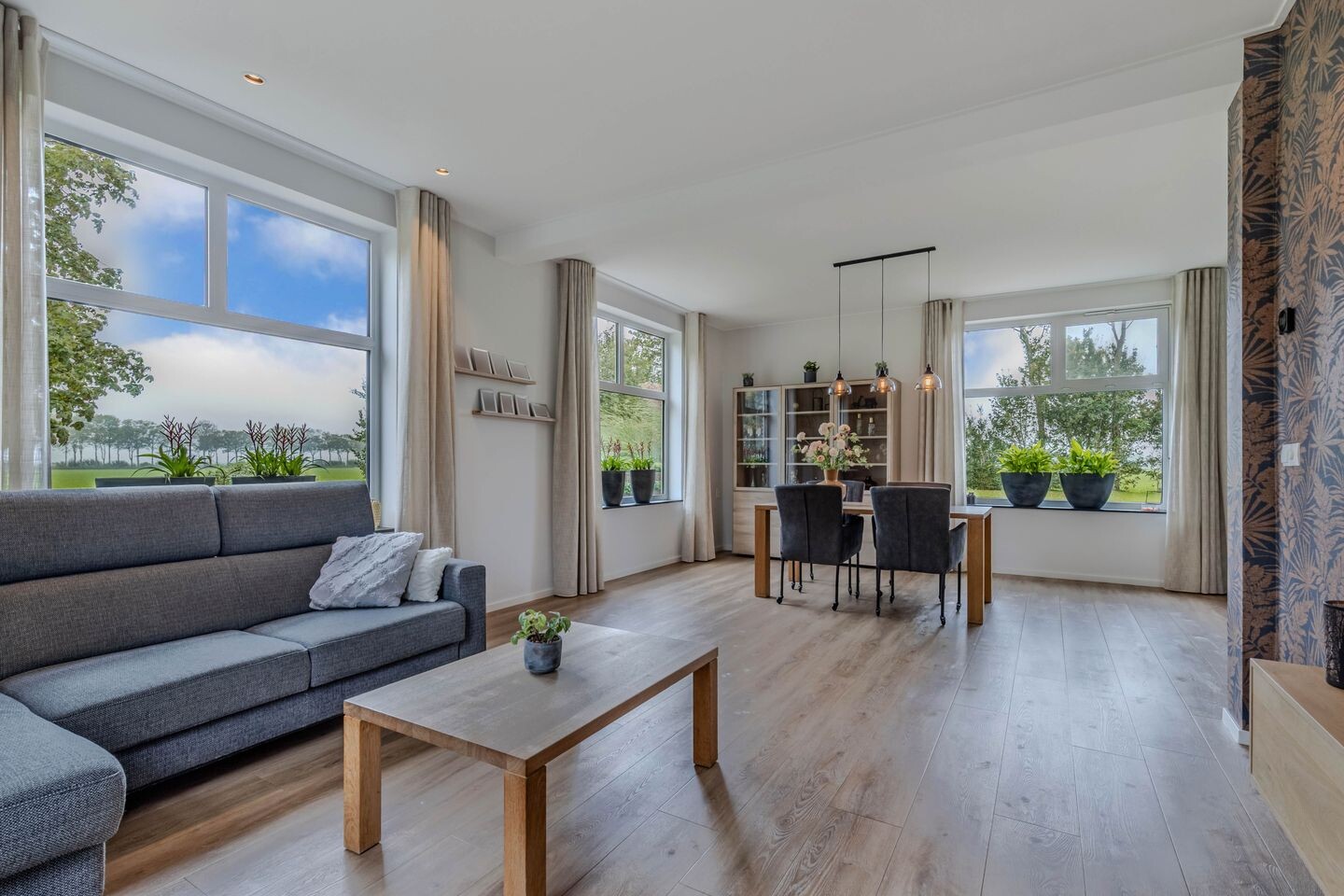 Appartement te koop: Uiterdijkenweg 36, Luttelgeest