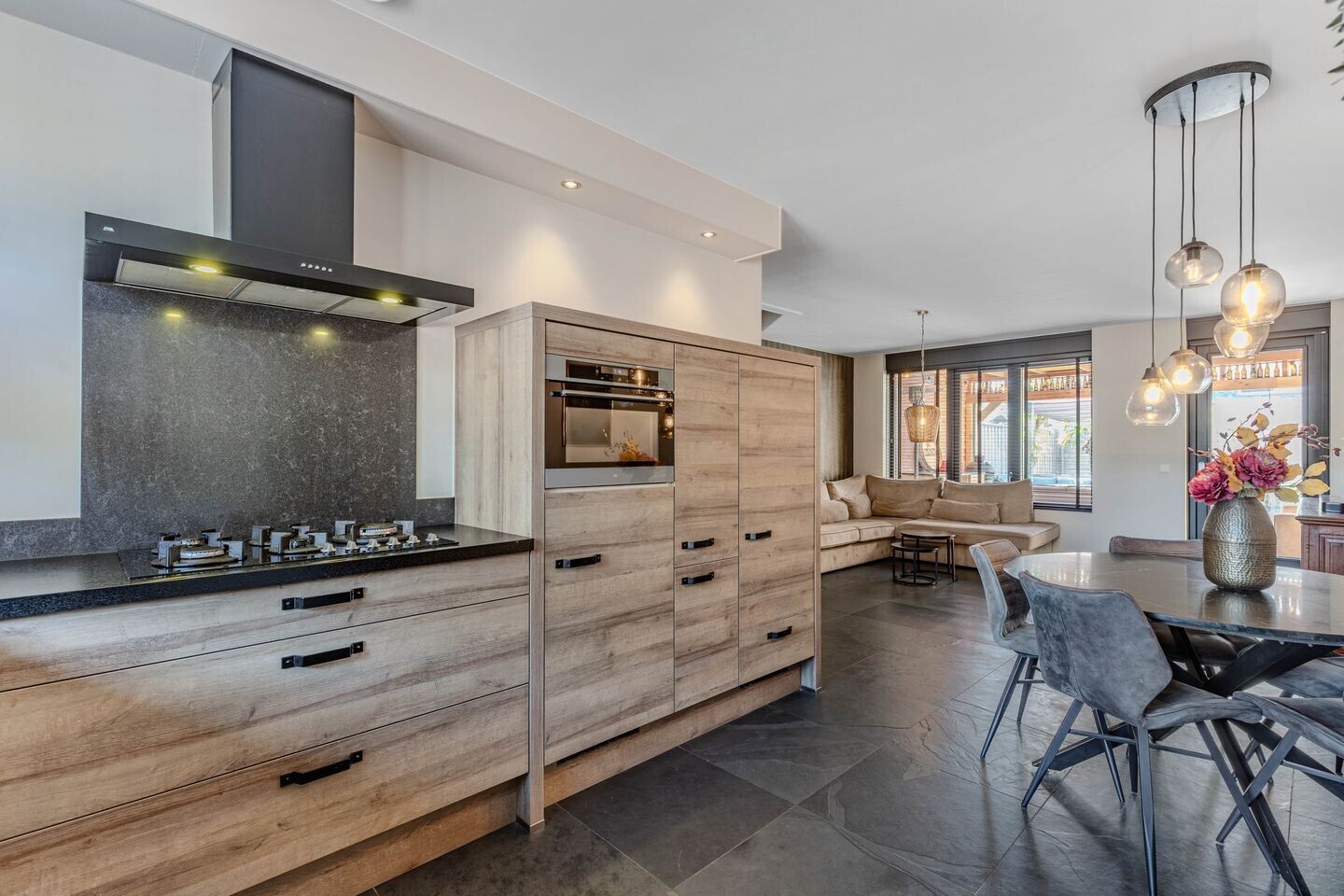 Tussenwoning te koop: Gentiaan 24, Marknesse