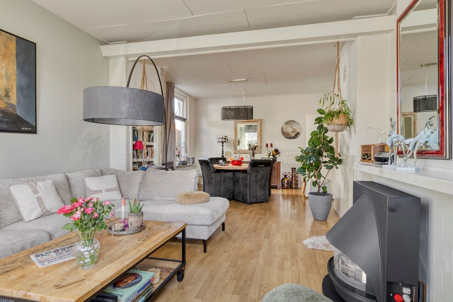 Twee-onder-één-kap te koop: Bisschopstraat 21, Vollenhove