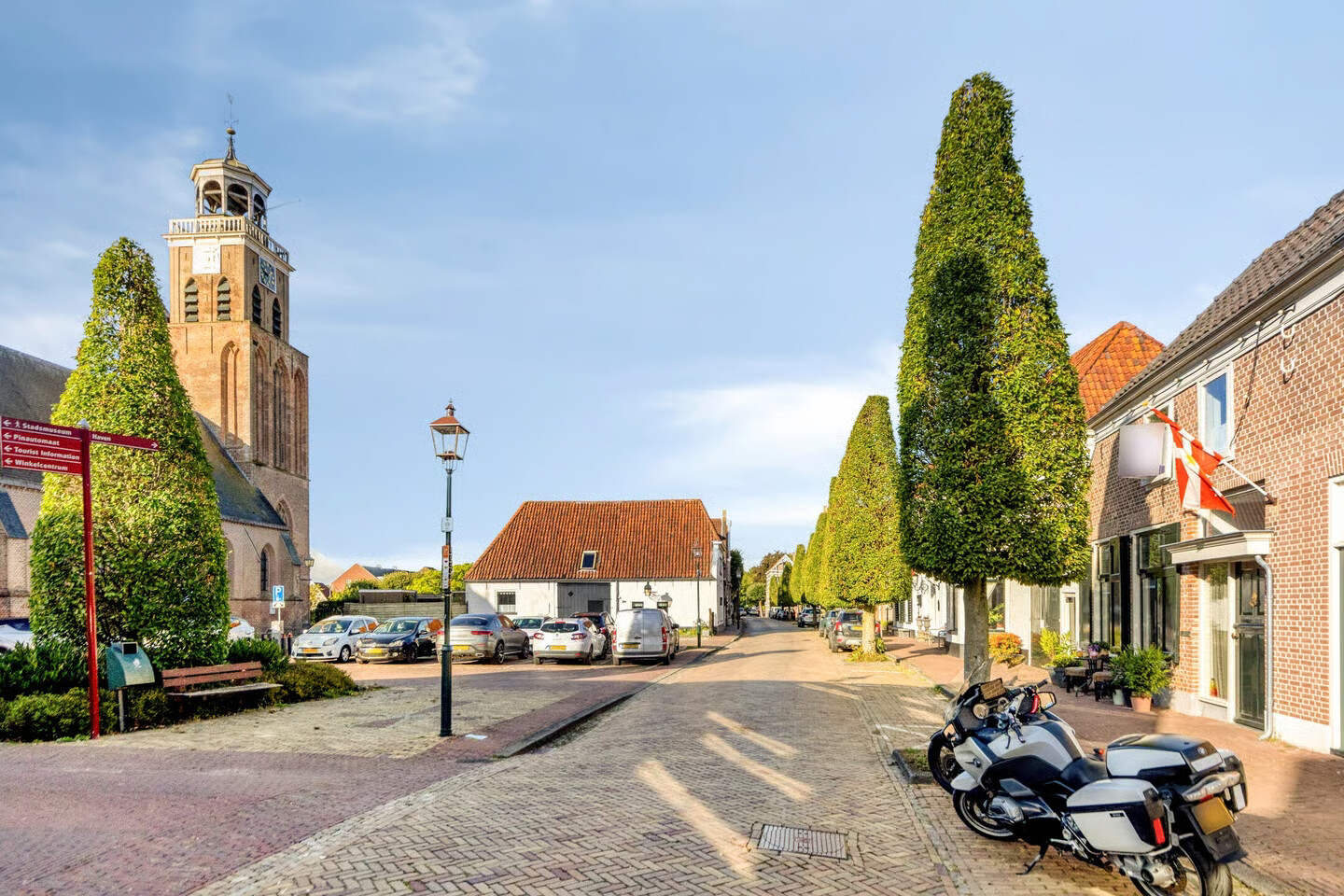 Twee-onder-één-kap te koop: Bisschopstraat 21, Vollenhove