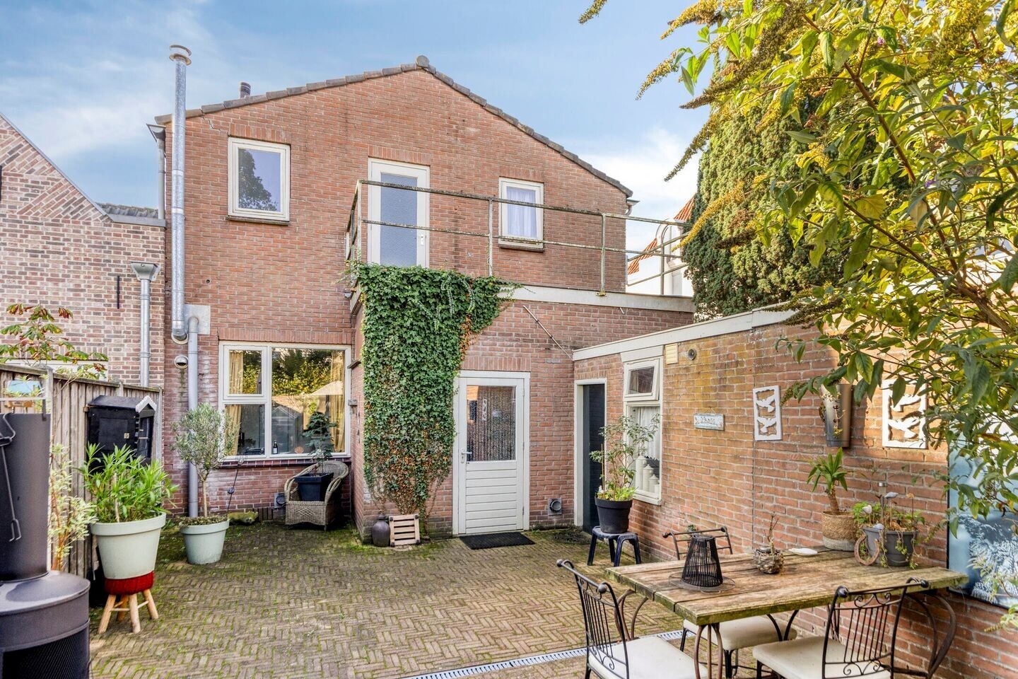 Twee-onder-één-kap te koop: Bisschopstraat 21, Vollenhove