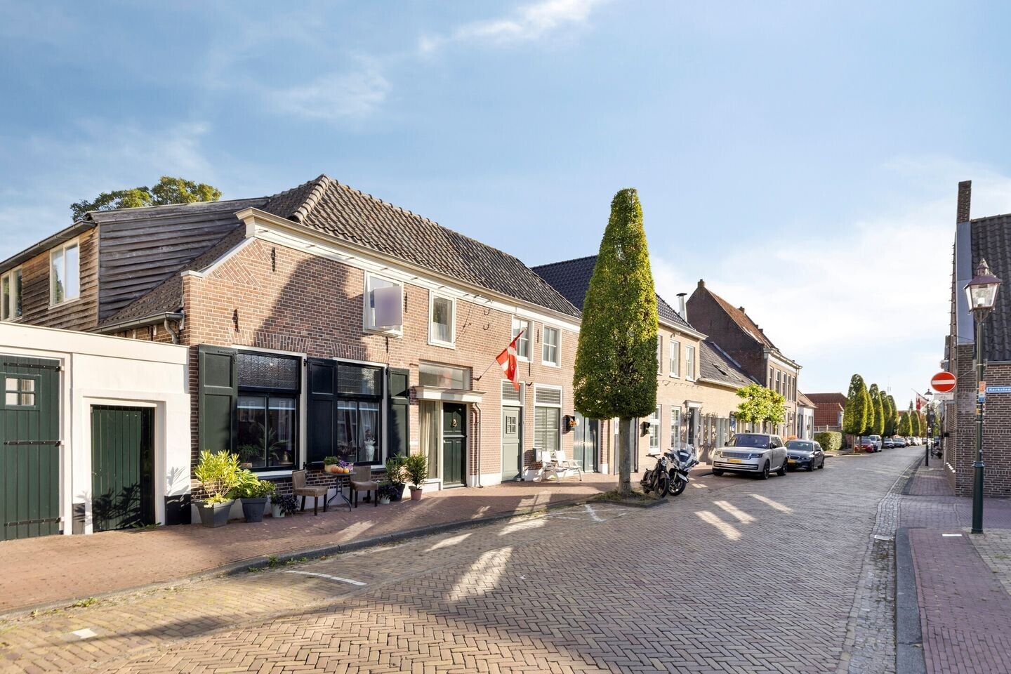 Twee-onder-één-kap te koop: Bisschopstraat 21, Vollenhove