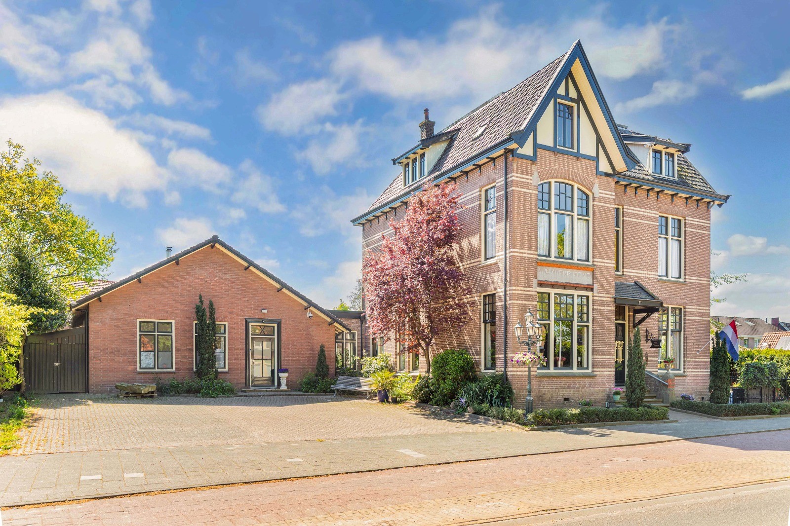 Twee-onder-één-kap te koop: Meppelerweg 56, Steenwijk
