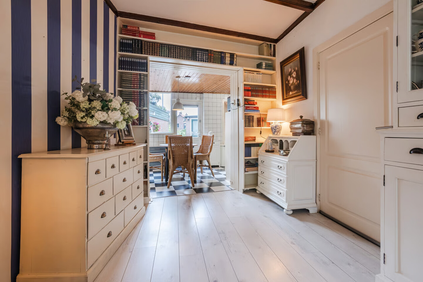 Tussenwoning te koop: Looijersgracht 26, Steenwijk