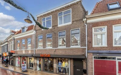 Oosterstraat 24