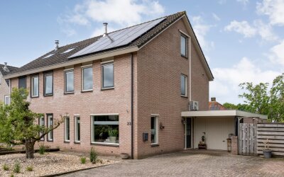 De strekel 23