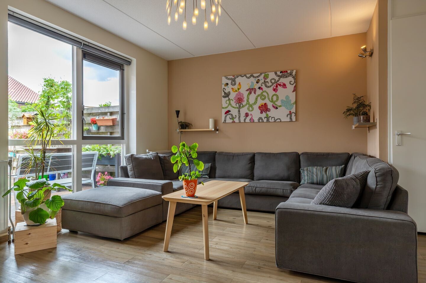 Hoekwoning te koop: Korporaal 17, Steenwijk