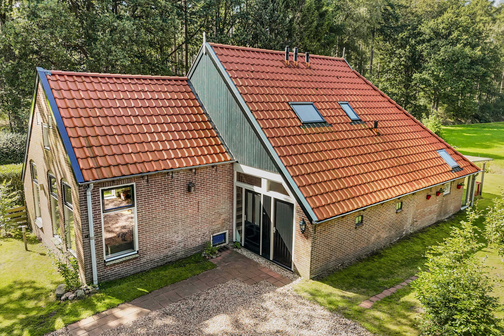 Vrijstaande woning te koop: Woldweg 2, De Pol
