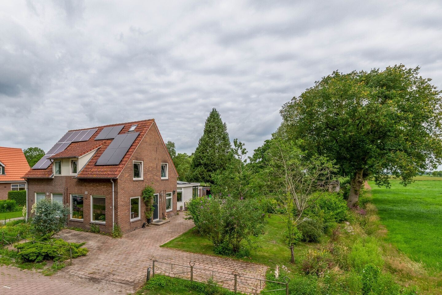 Twee-onder-één-kap te koop: Midden 51, Wapserveen