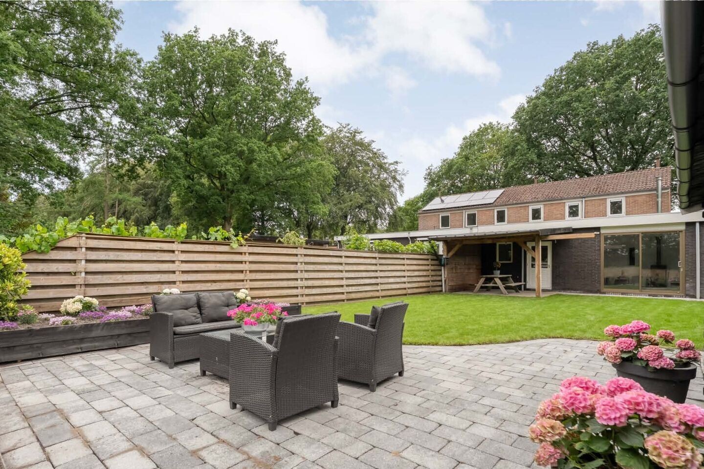 Twee-onder-één-kap te koop: Linthorst Homanstraat 48, Wilhelminaoord