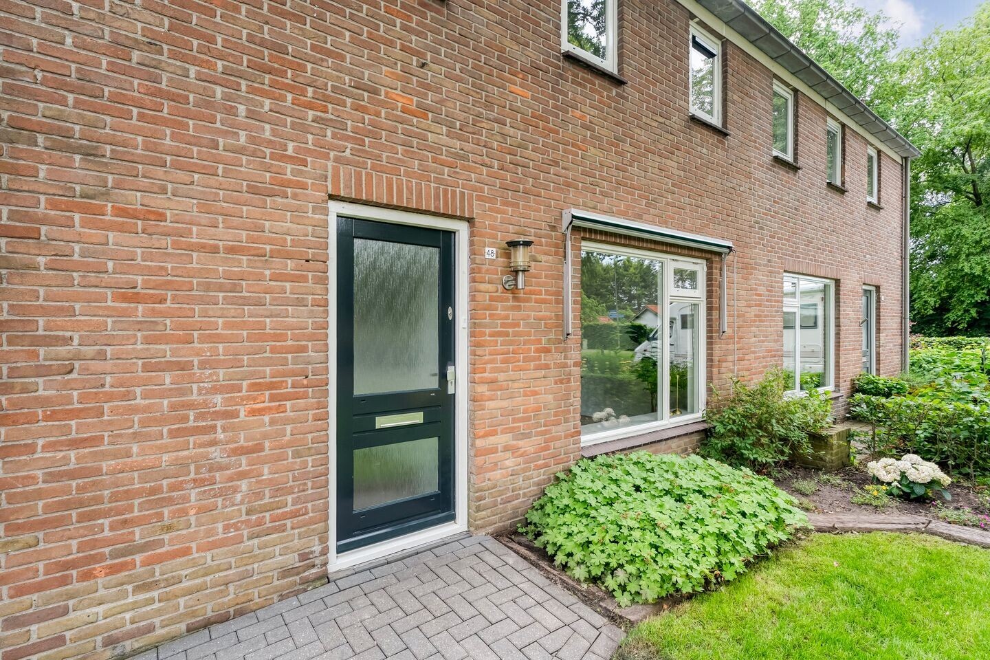 Twee-onder-één-kap te koop: Linthorst Homanstraat 48, Wilhelminaoord