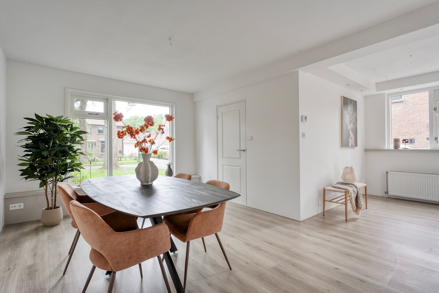 Twee-onder-één-kap te koop: Linthorst Homanstraat 48, Wilhelminaoord