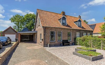 Schoolstraat 16