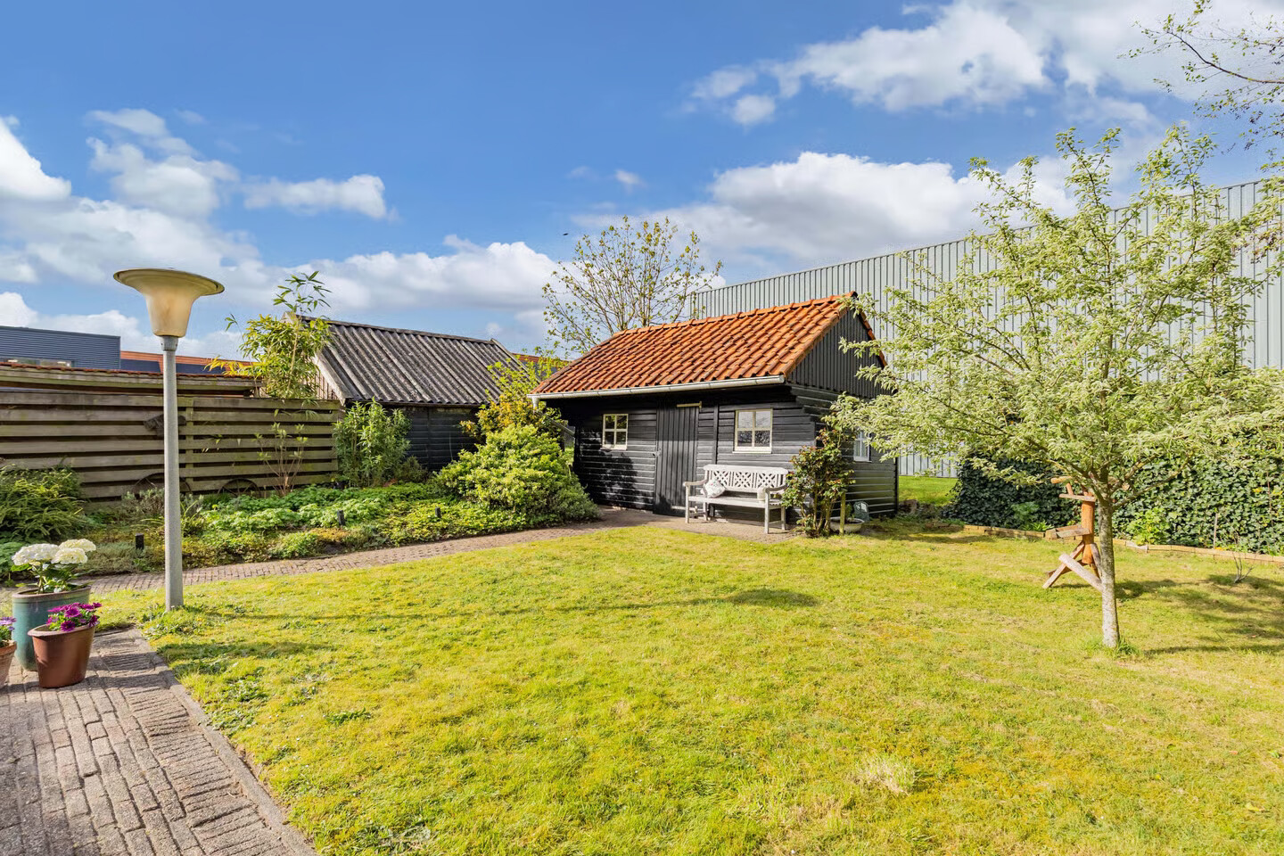 Vrijstaande woning te koop: Stationsweg 11, Gorredijk
