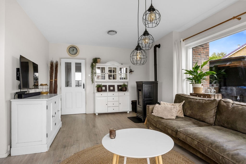 Vrijstaande woning te koop: De Helling 43, Gorredijk