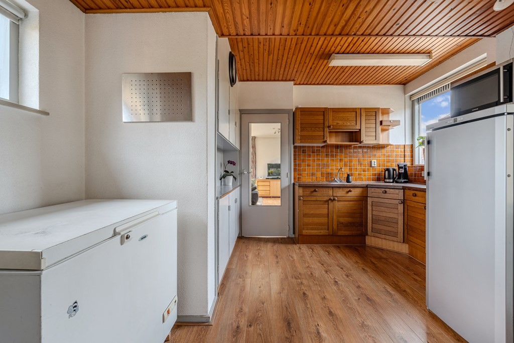 Vrijstaande woning te koop: Van der Veldestrjitte 6, Tijnje