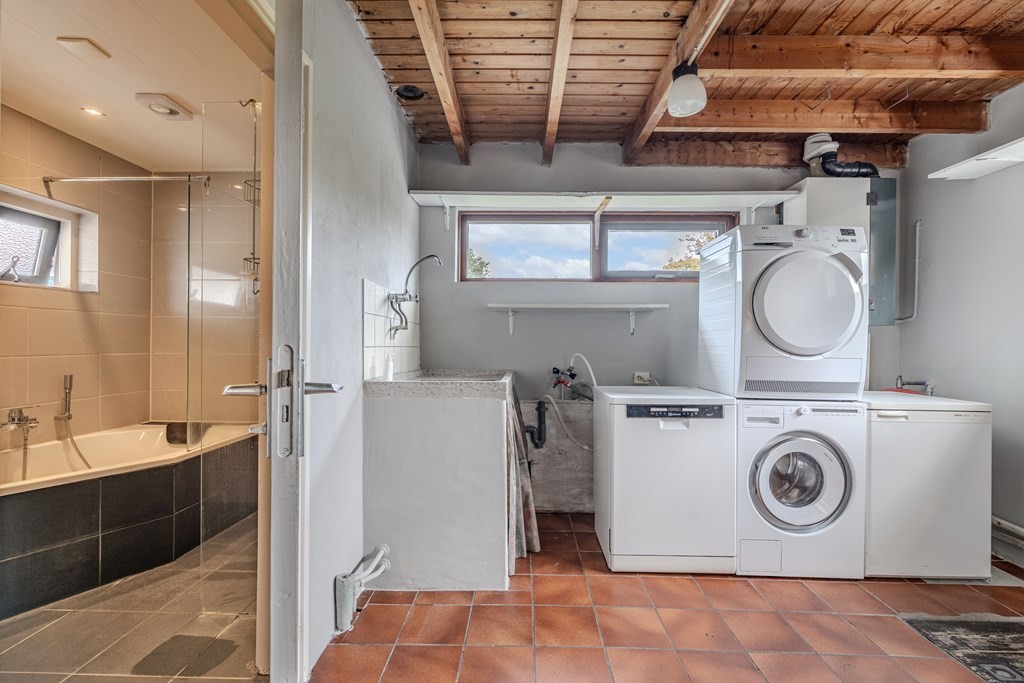Vrijstaande woning te koop: Van der Veldestrjitte 6, Tijnje