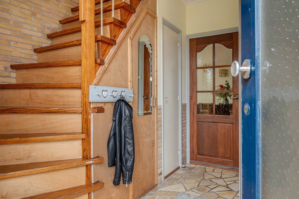Vrijstaande woning te koop: Van der Veldestrjitte 6, Tijnje