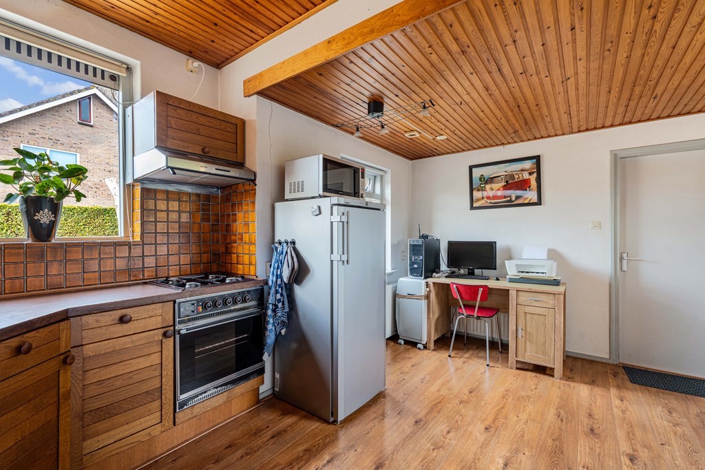 Vrijstaande woning te koop: Van der Veldestrjitte 6, Tijnje