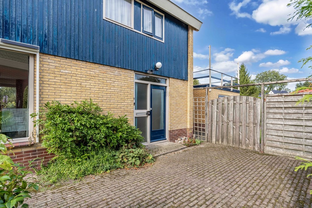 Vrijstaande woning te koop: Van der Veldestrjitte 6, Tijnje