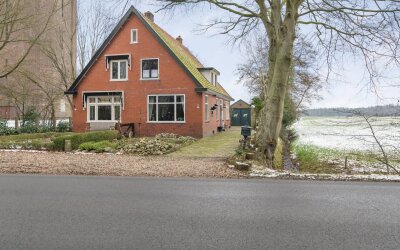 De Buorren 155
